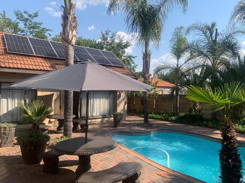 Nkwasi Lodge Parys Kültér fotó