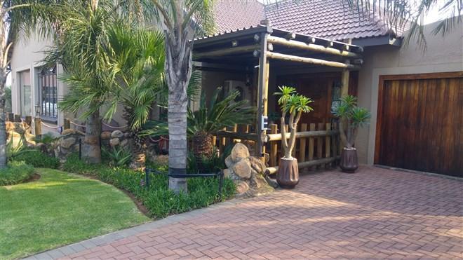 Nkwasi Lodge Parys Kültér fotó